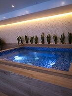 Luxury Residence Suites