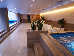 Luxury Residence Suites