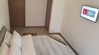 Luxury Residence Suites