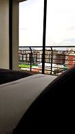 Luxury Residence Suites