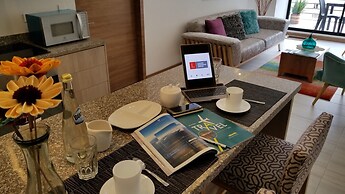 Luxury Residence Suites