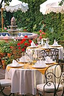 Hotel Carmina