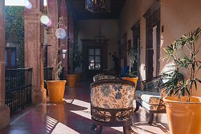 Hotel Carmina