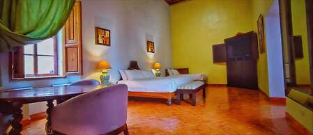 Hotel Carmina