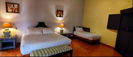 Hotel Carmina