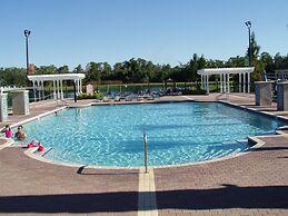 Near Theme Parks! Gorgeous 3 BR Town Home, Splash Park, Pool, Lake, An