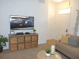 Near Theme Parks! Gorgeous 3 BR Town Home, Splash Park, Pool, Lake, An