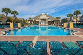 Near Theme Parks! Gorgeous 3 BR Town Home, Splash Park, Pool, Lake, An