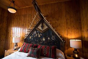 McMenamins Kalama Harbor Lodge