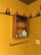 McMenamins Kalama Harbor Lodge