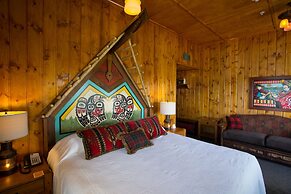 McMenamins Kalama Harbor Lodge