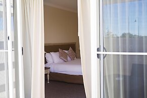 Harrington River Lodge