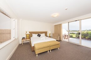 Harrington River Lodge