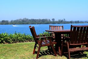 Harrington River Lodge