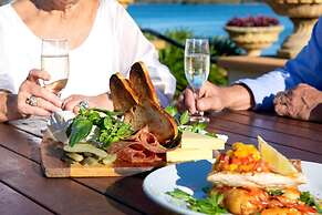 Harrington River Lodge