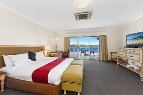 Harrington River Lodge