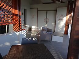 Rangiroa Tiputa Lodge B&B