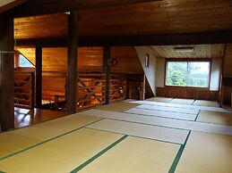 Log Pension Izumigamori