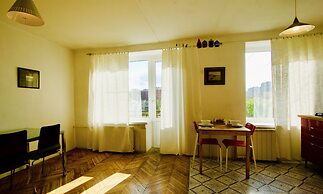 LUXKV Apartment on Schipkovskiy