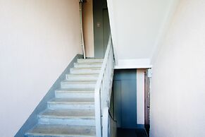 LUXKV Apartment on Schipkovskiy