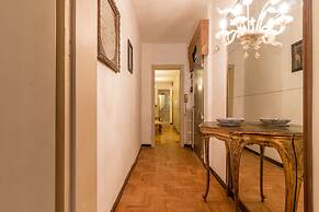 Admiral Emo Palace Over Canal Grande