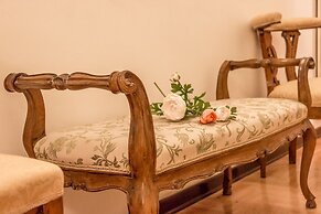 Admiral Emo Palace Over Canal Grande