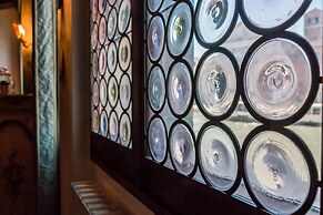 Admiral Emo Palace Over Canal Grande