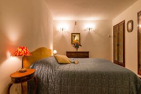 Admiral Emo Palace Over Canal Grande