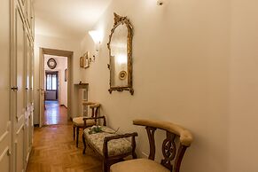 Admiral Emo Palace Over Canal Grande