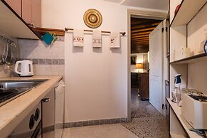 Admiral Emo Palace Over Canal Grande