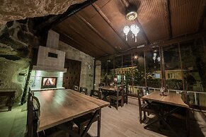 Konak Bezirhane Cave Otel