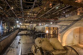 Konak Bezirhane Cave Otel