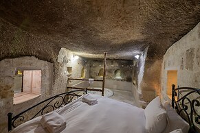 Konak Bezirhane Cave Otel