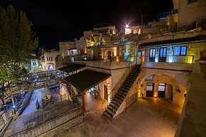 Konak Bezirhane Cave Otel