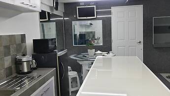 ERVoruto Hostel Makati