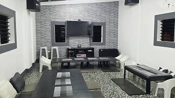 ERVoruto Hostel Makati