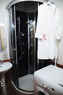 Funny Dolphins Apartments Dmitrovskaya