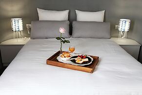 Hellenic Hospitality House