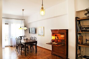 Hellenic Hospitality House