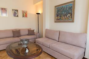 Hellenic Hospitality House