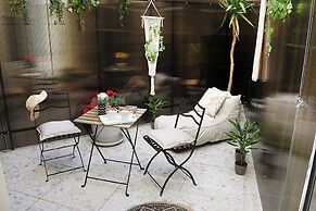 Hellenic Hospitality House