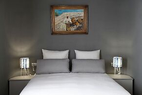 Hellenic Hospitality House