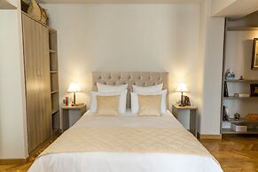 Hellenic Hospitality House