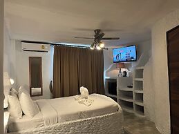 Big Boys' Bed & Burger