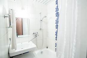 Funny Dolphins Apartments Kurskaya