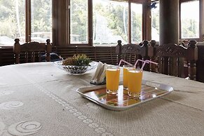 GuestHouser 3 BHK Houseboat 1b08