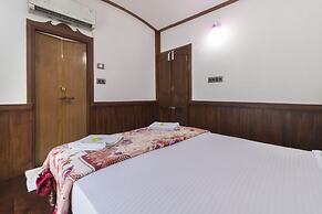 GuestHouser 3 BHK Houseboat 1b08