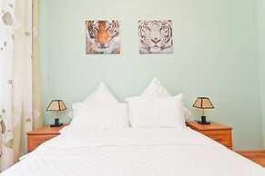 LUXKV Apartment on Nizhegorodskaya