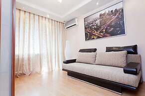 LUXKV Apartment on Nizhegorodskaya