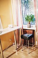 Funny Dolphins Apartments Taganskaya